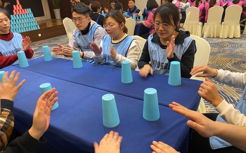 水杯游戏手游/水杯小游戏-第8张图片 水杯游戏手游/水杯小游戏-第8张图片